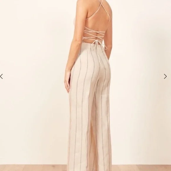 Reformation 100% Linen Elm Jager Jumpsuit size 8 striped blue jumpsuit open back - Picture 2 of 11